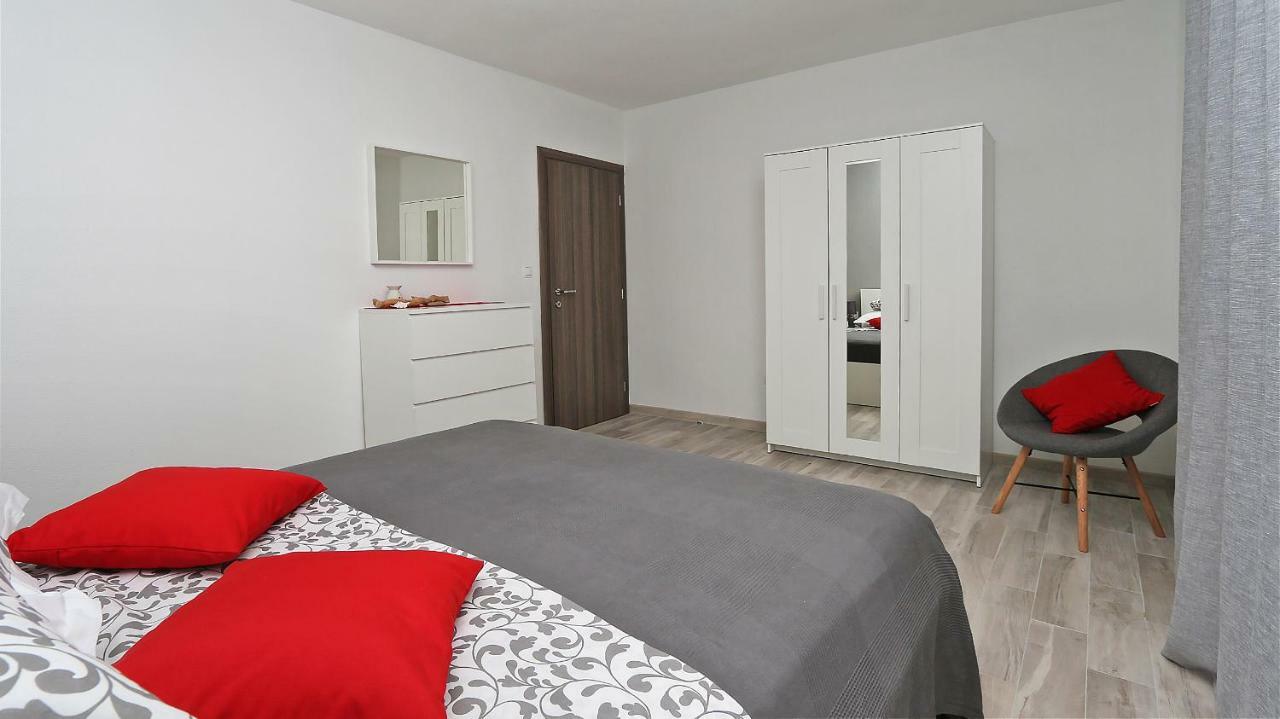 Modern Apartments Iva Makarská Exteriér fotografie